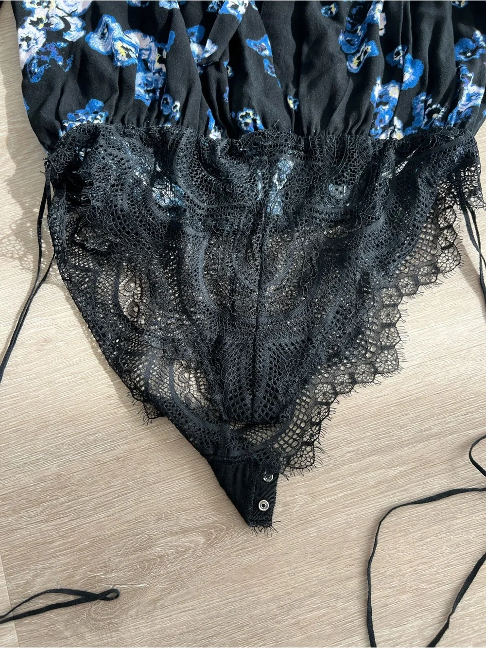 Free People Forties Feels Black Floral Lace Trim Printed Bodysuit Women’s Small - Picture 3 of 7